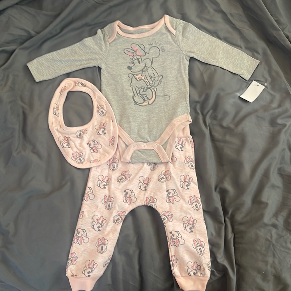 Disney baby Lounge wear Size 6-9 months